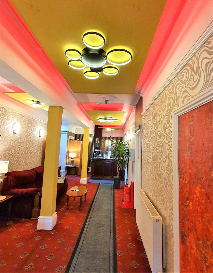 Yardley Manor Hotel توركواي المظهر الخارجي الصورة
